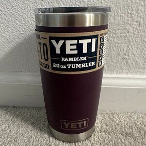 YETI Rambler 20 oz Tumbler - NEW